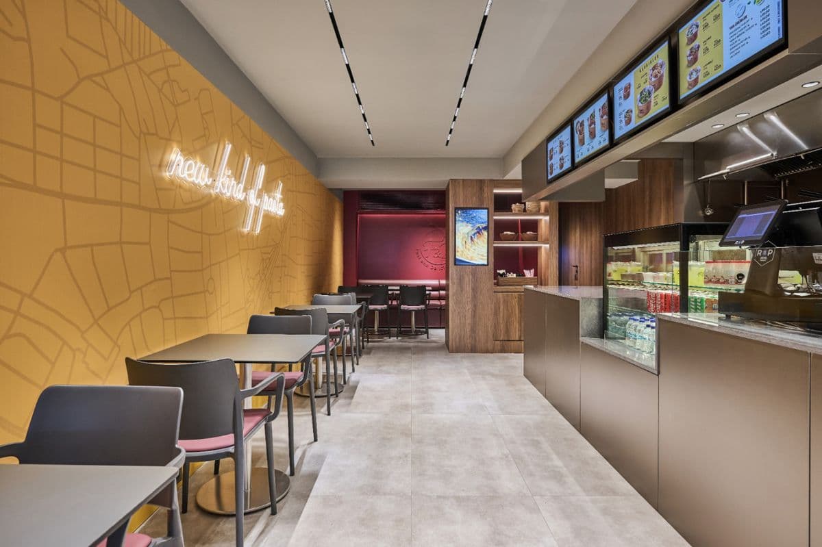 Create a unique atmosphere for your restaurant or cafe!